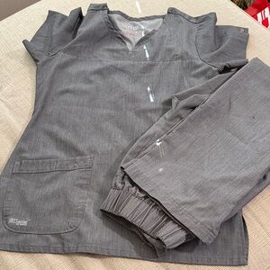 Grey's Anatomy Signature scrub set Top - small     Pants - small petite
